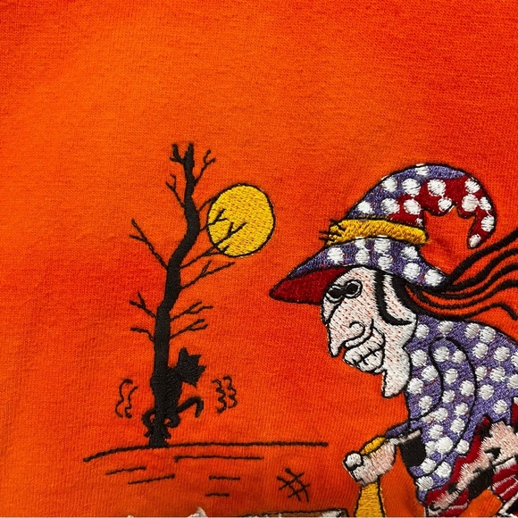 VINTAGE Shenanigans Embroidered Long Sleeve Cotton Halloween Shirt Size medium - Picture 6 of 12